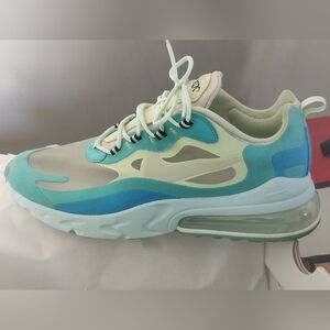 Nike Air Max 270 React Hyper Jade Frosted Spruce-Volt